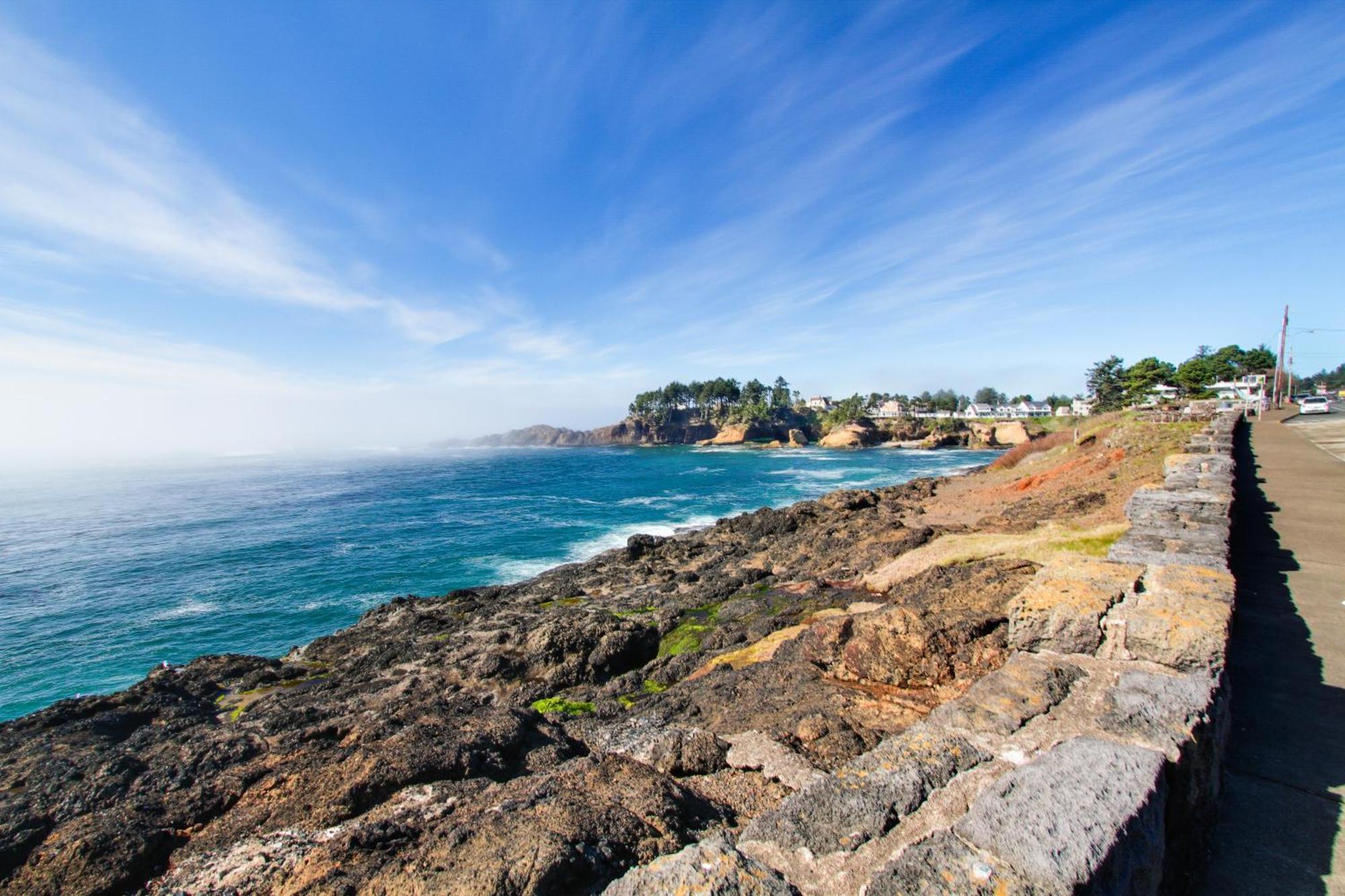 Captain'S Quarters And Cabins Depoe Bay Exterior foto