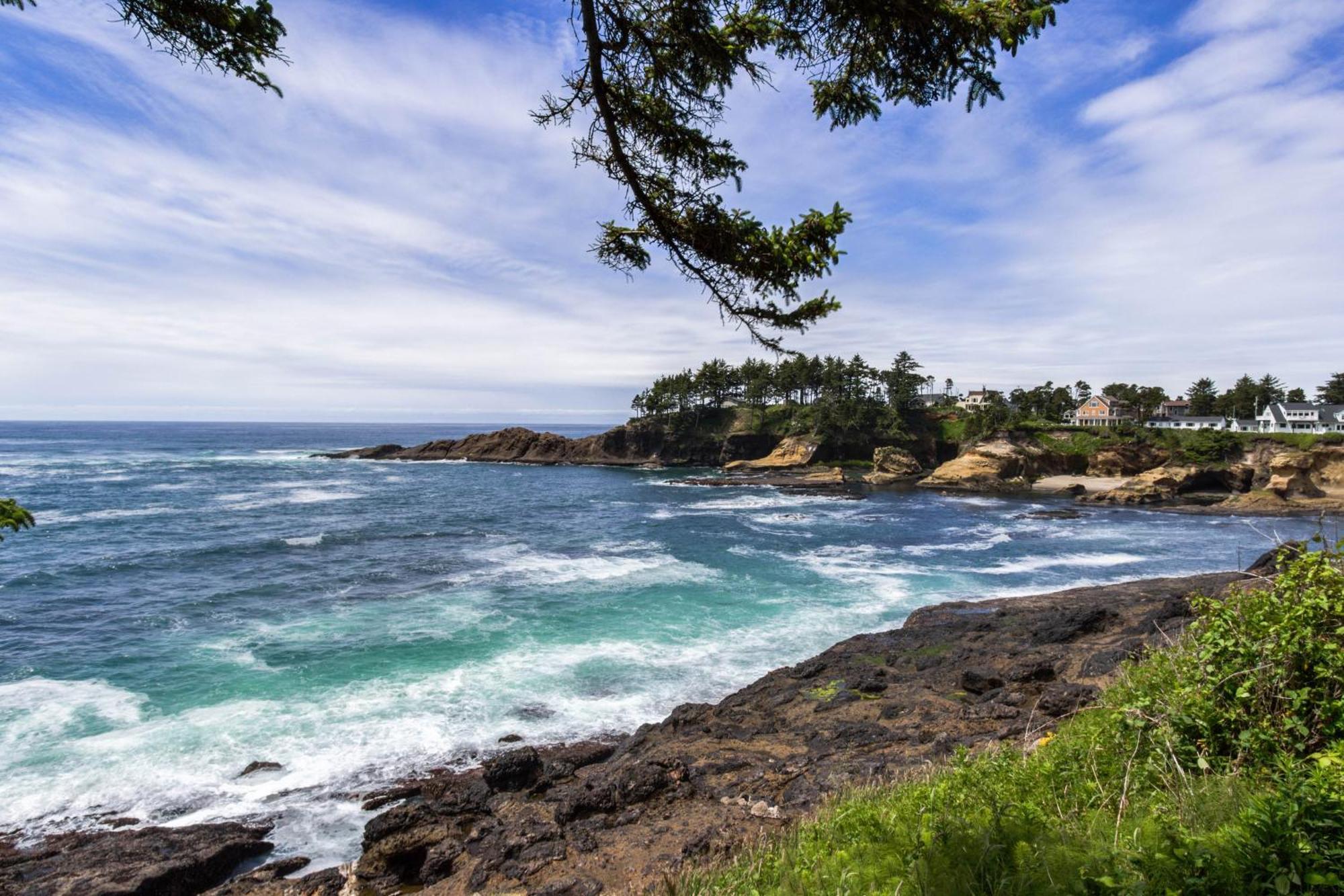 Captain'S Quarters And Cabins Depoe Bay Zimmer foto