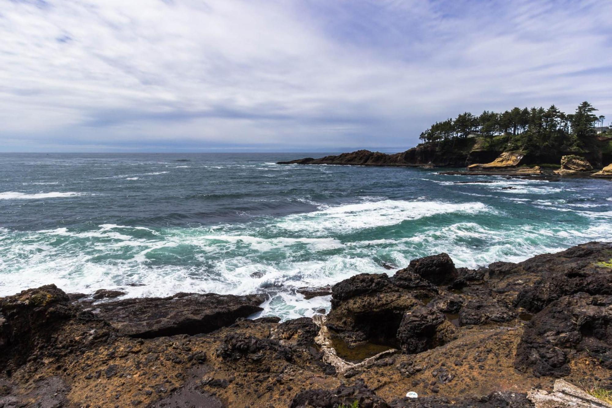 Captain'S Quarters And Cabins Depoe Bay Zimmer foto